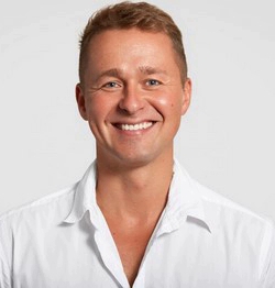 Александр Росс